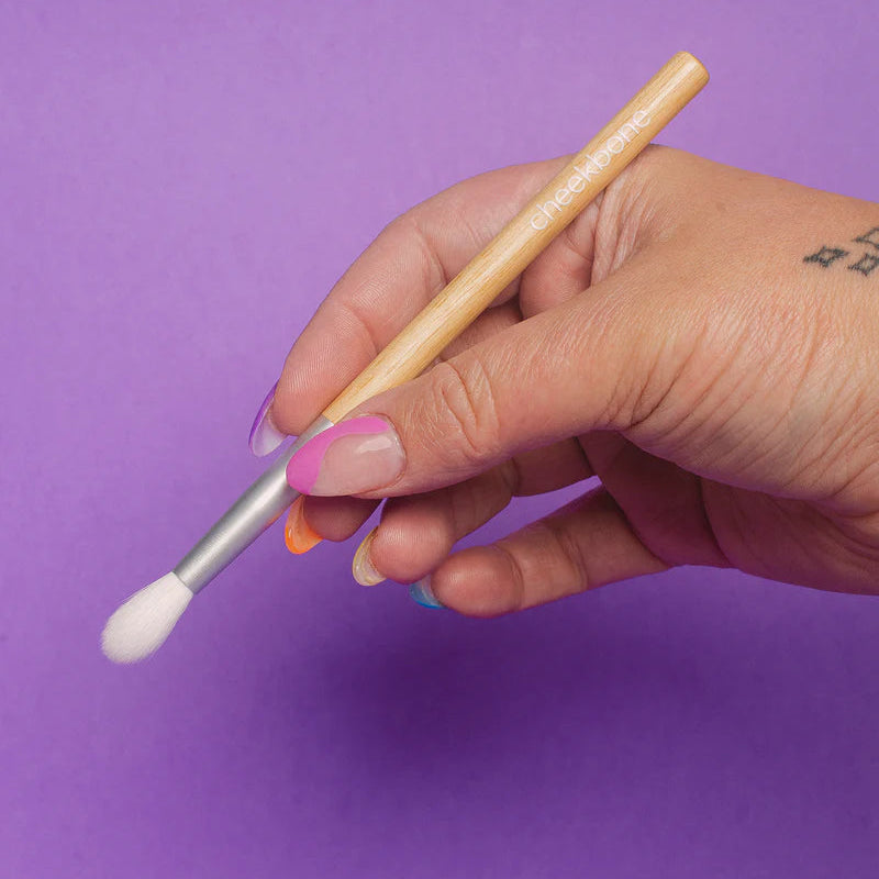 Blending Makeup Brush - small Cheekbone Beauty