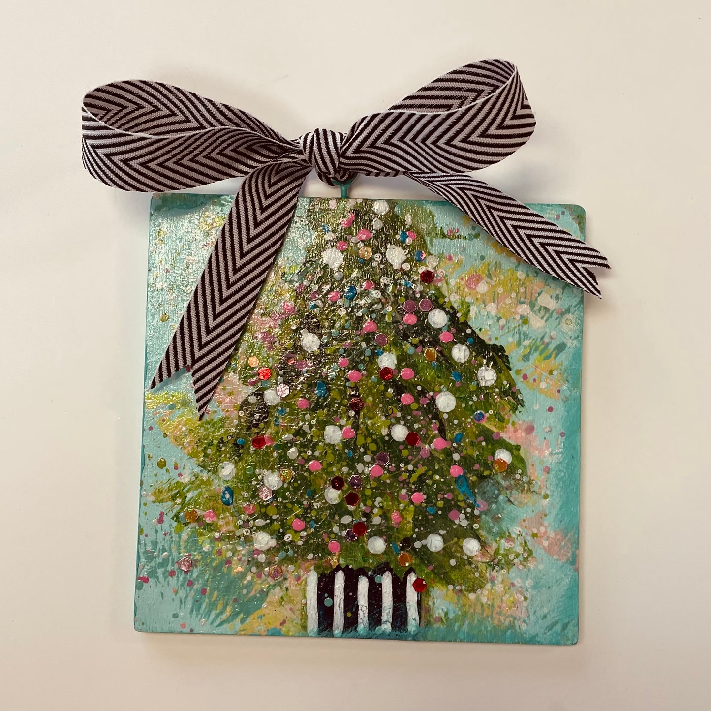 Upcycled Art - Vases, Containers, Trinket Dishes & Framed Art_