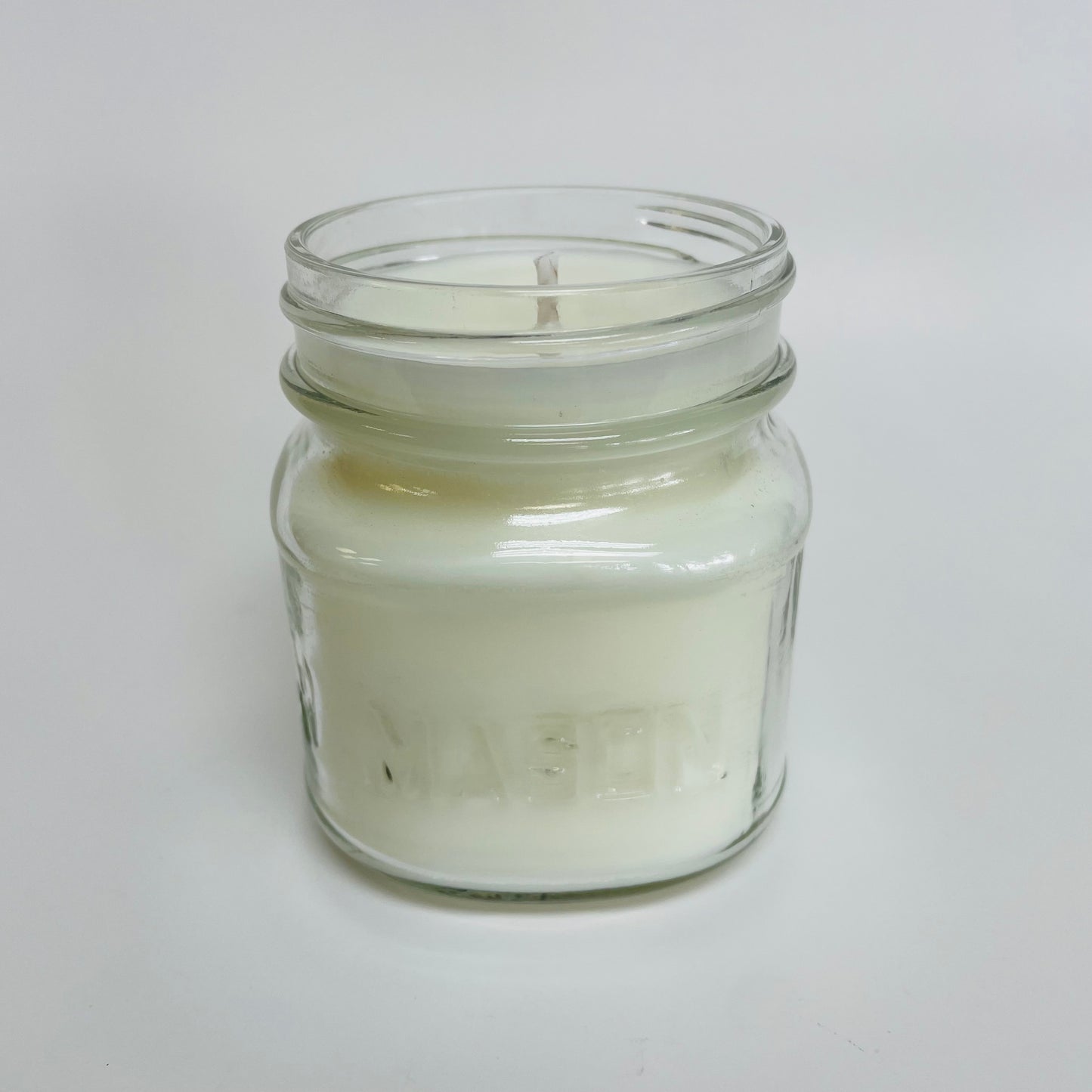 Lakeside Candle - Fresh Cotton, Ylang Ylang, Rosehip
