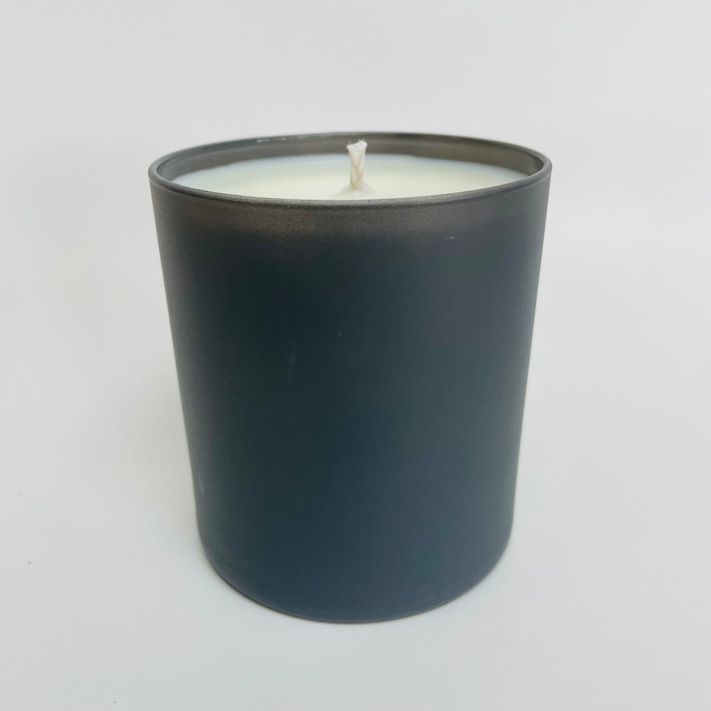 Lakeside Candle - Fresh Cotton, Ylang Ylang, Rosehip