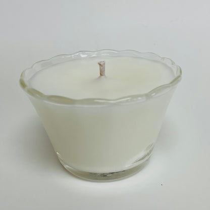 Velvet Candle - Whiskey, Cedarwood, Spiced Lavender