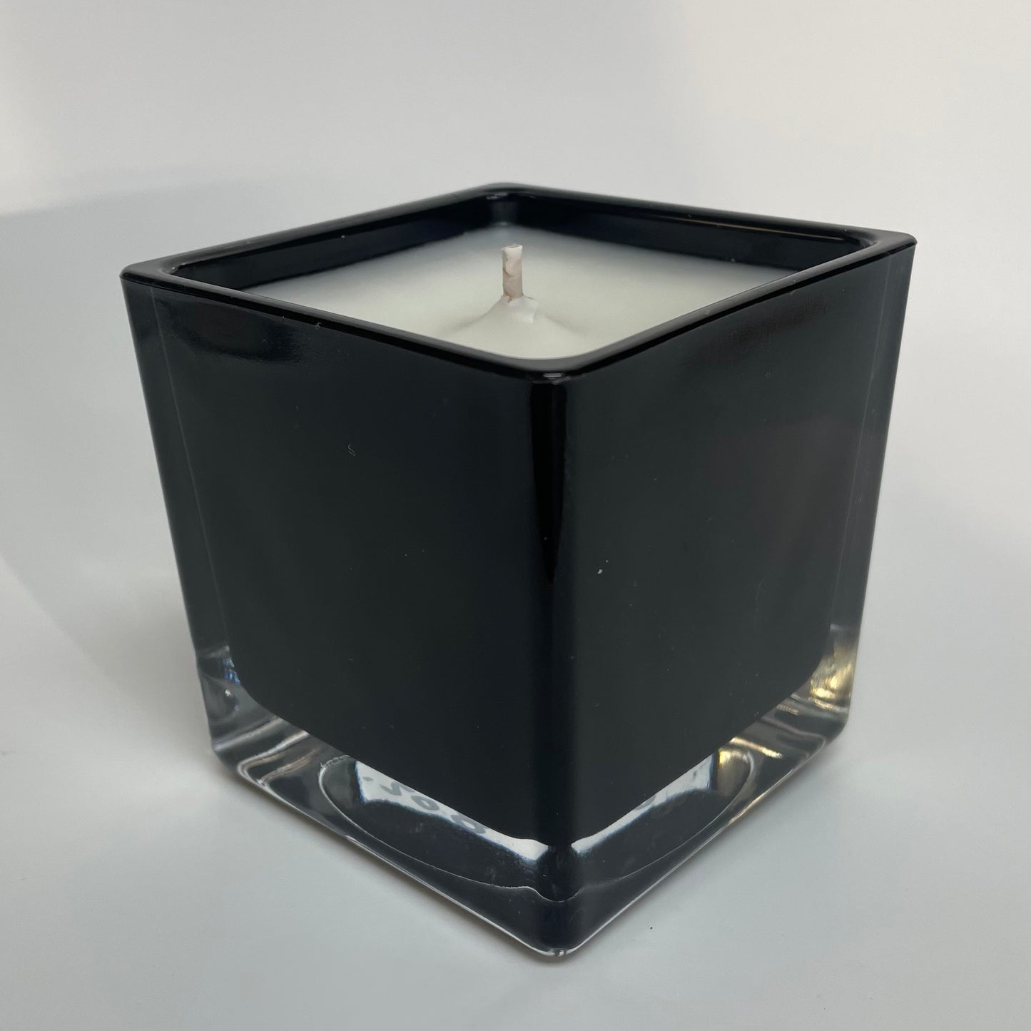 Cheers Holiday Candle - Nutmeg, Rum, Cinnamon & Buttercream Vanilla