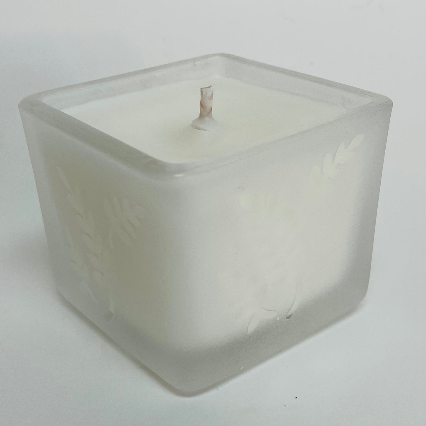Fresh Woods Candle - Juniper, Cedar, Balsam & Pine