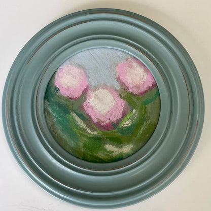 Framed Art in Wooden Circle Frame_