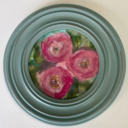 Framed Art in Wooden Circle Frame_