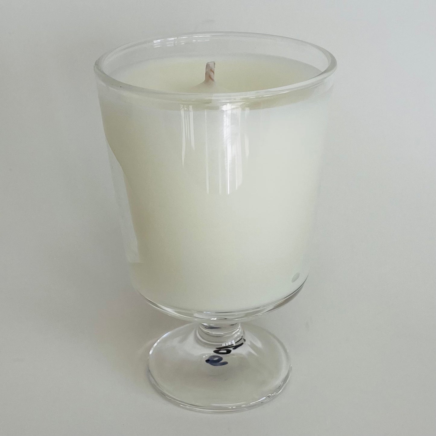 Sunny Candle - Yuzu, Oakmoss, Basil