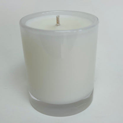 Velvet Candle - Whiskey, Cedarwood, Spiced Lavender