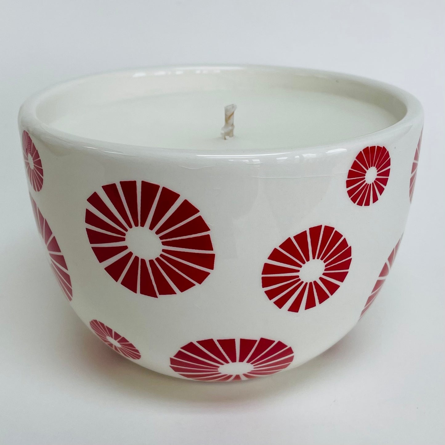 Velvet Candle - Whiskey, Cedarwood, Spiced Lavender