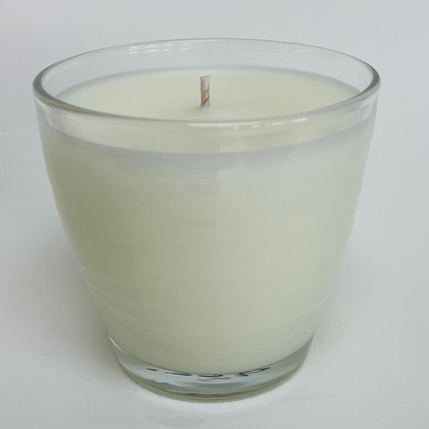 Lakeside Candle - Fresh Cotton, Ylang Ylang, Rosehip