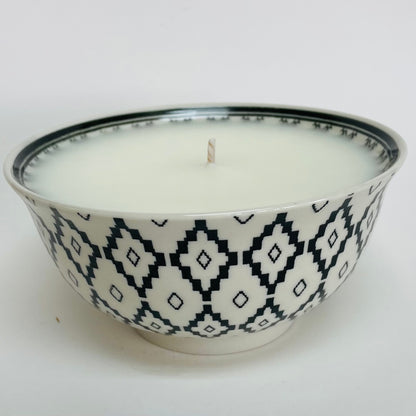 Lakeside Candle - Fresh Cotton, Ylang Ylang, Rosehip