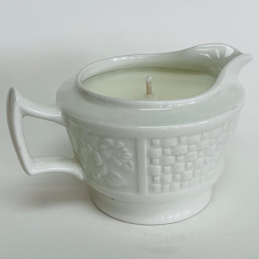 Cloud Candle - Jasmine, Coconut, Linen