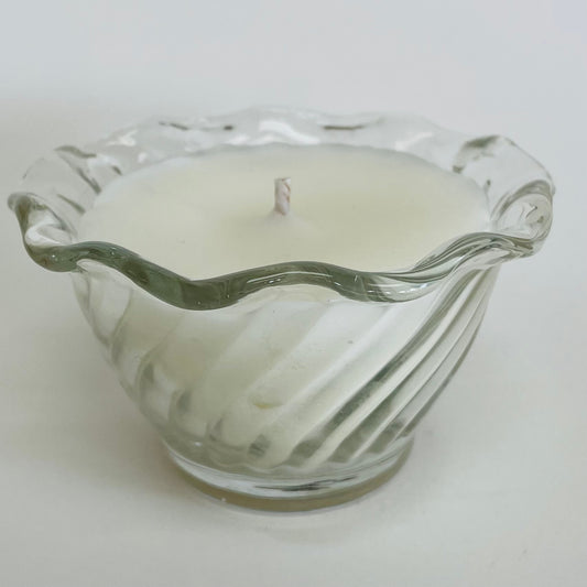 Summer Vibe Candle  - Fresh Peach, Coconut, Wild Berries