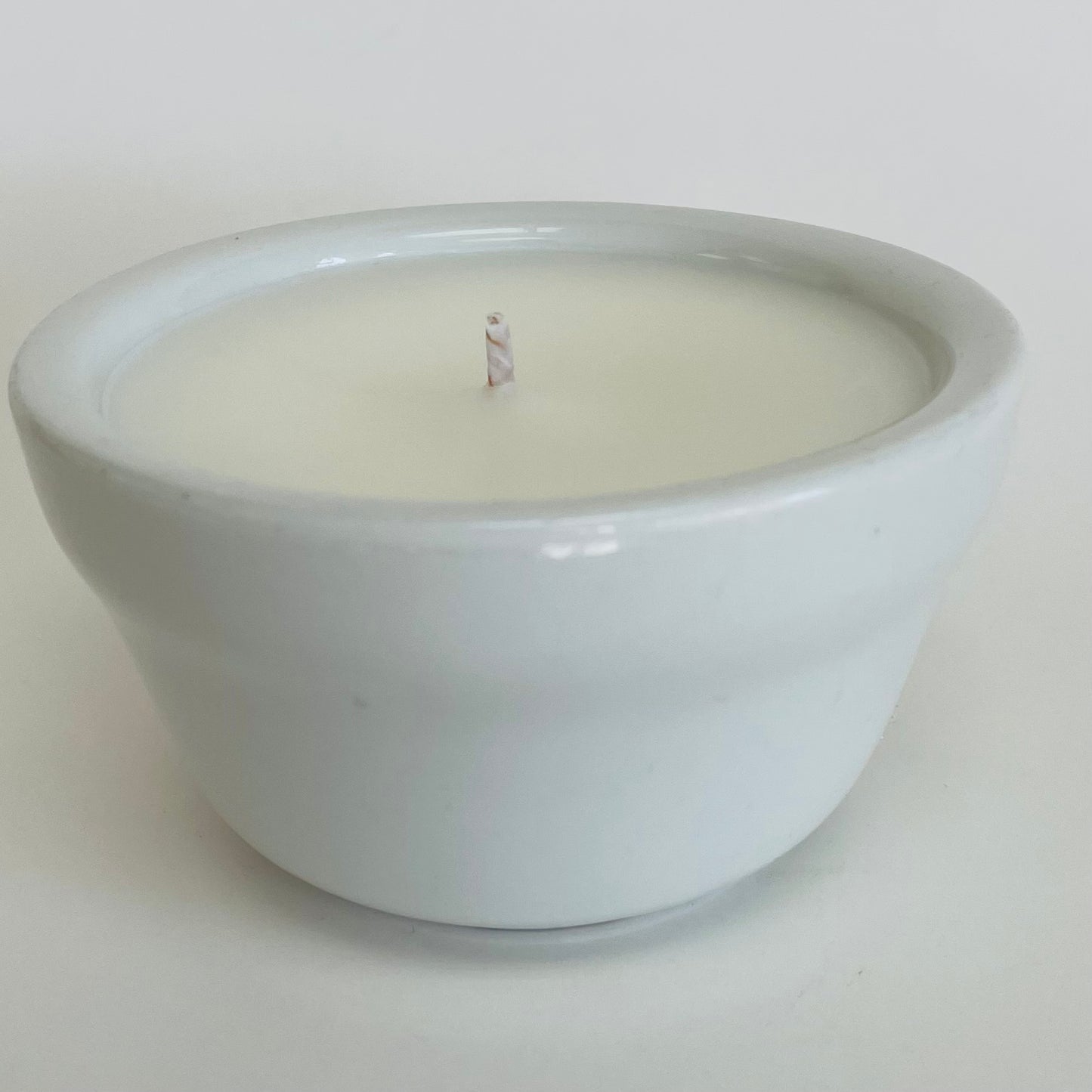 Summer Vibe Candle  - Fresh Peach, Coconut, Wild Berries