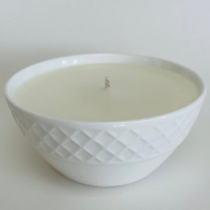 Summer Vibe Candle  - Fresh Peach, Coconut, Wild Berries