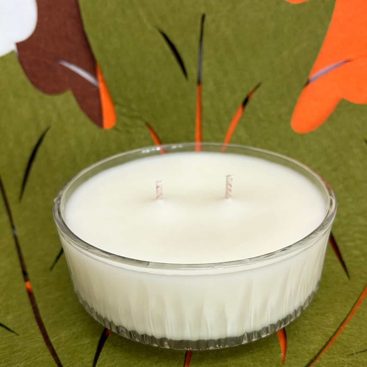 Fall Crunch Candle - Sage, Juniper Berry, Cedarwood, Soft Florals