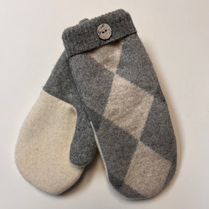 Wool Mittens_